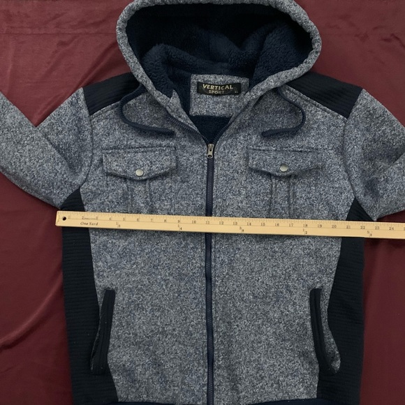 VERTICAL SPORT Heavy Knit Winter Hoodie - Picture 4 of 5